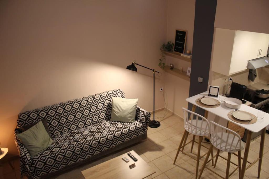 Aphrodite Apartment Chrissi Akti Chania Exterior foto