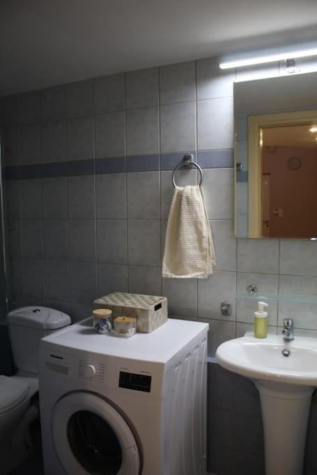 Aphrodite Apartment Chrissi Akti Chania Exterior foto